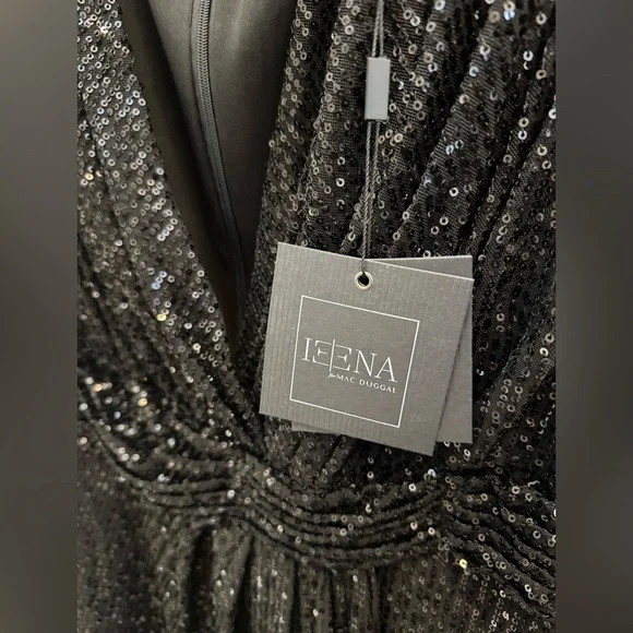 NWT MAC DUGGAL Black Sequined Long Sleeve Gown - Picture 7 of 12